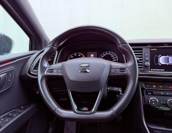 Seat Leon Hatchback 1,4 l 92 kw