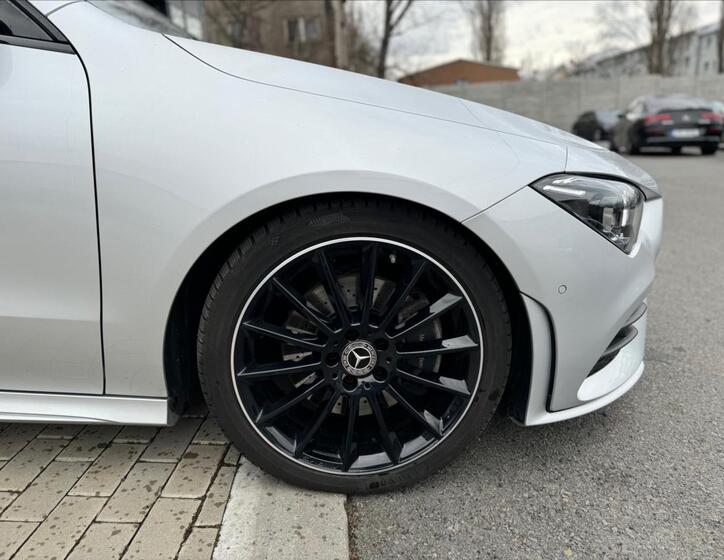 Mercedes-Benz CLA 10