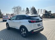 Peugeot 3008 SUV / Terénní 1,5 l 96 kw