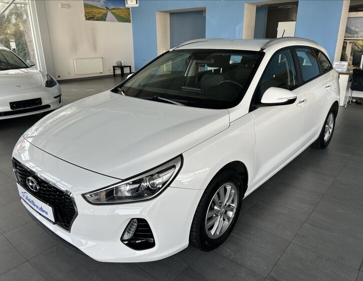 Hyundai i30 Kombi 998,0 88 kw