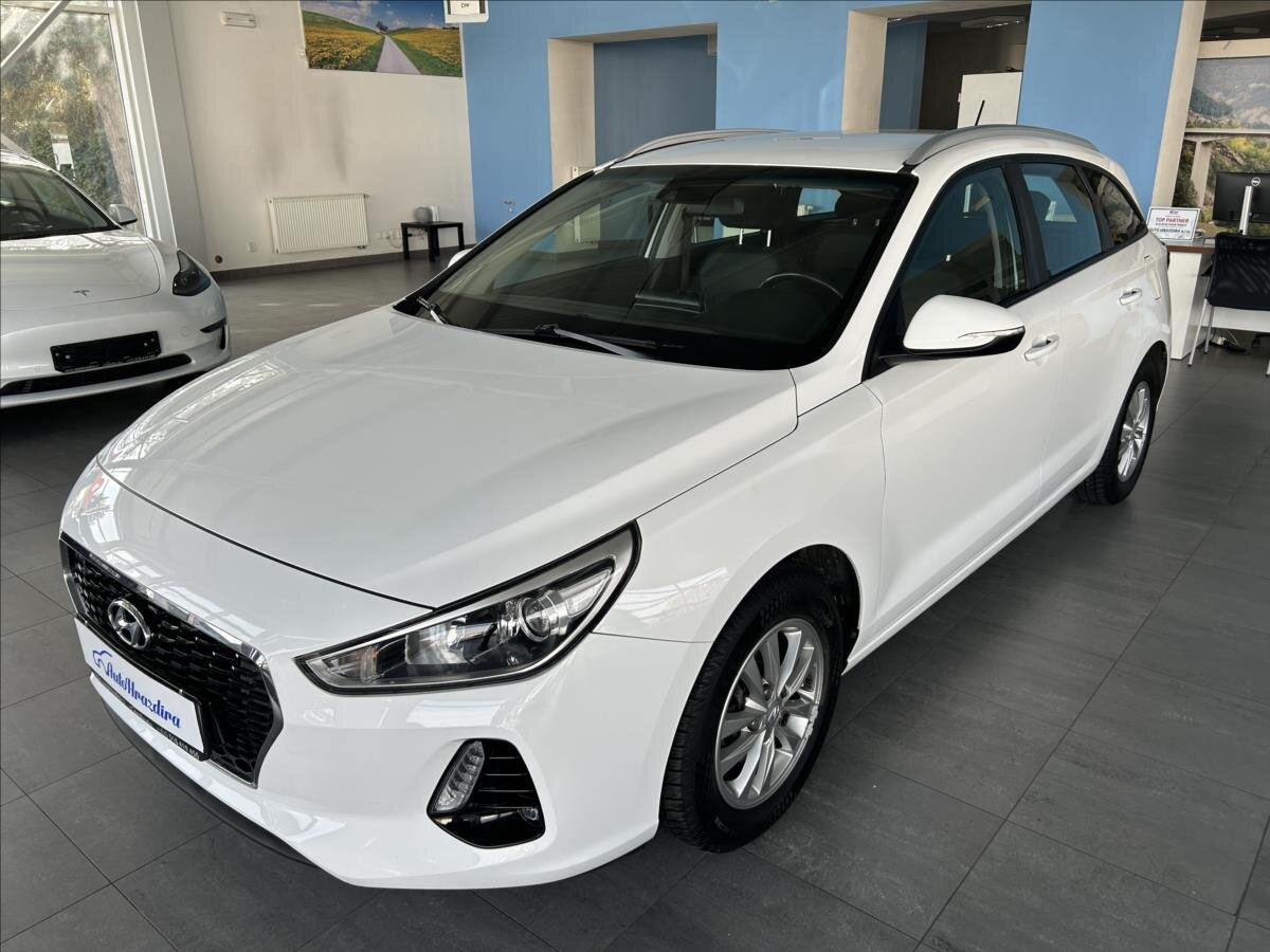 Hyundai i30 Kombi 998,0 88 kw