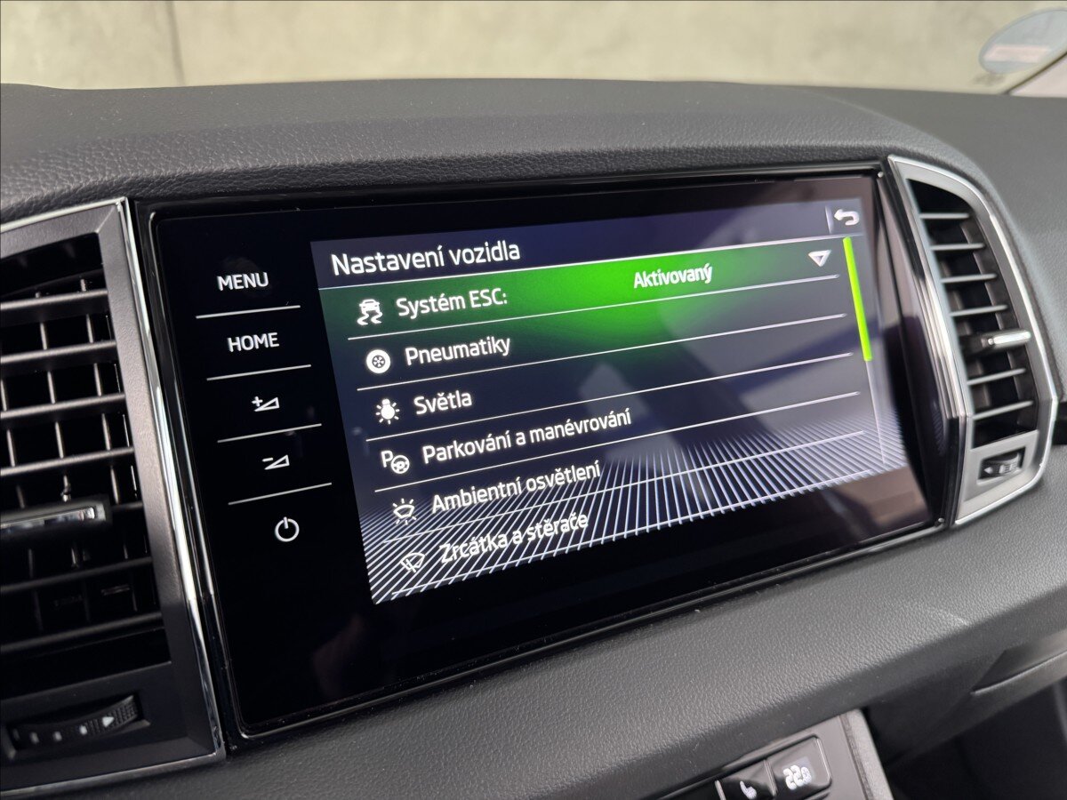 Škoda Karoq SUV / Terénní 2,0 l 110 kw