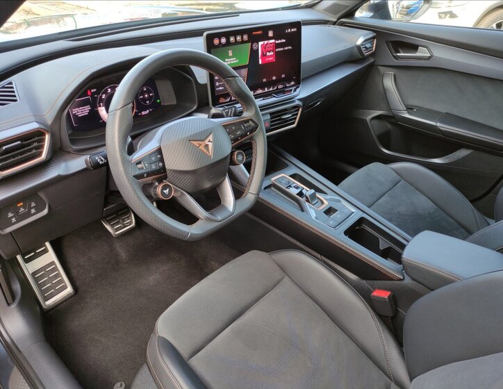 Cupra Formentor SUV / Terénní 2,0 l 245 kw