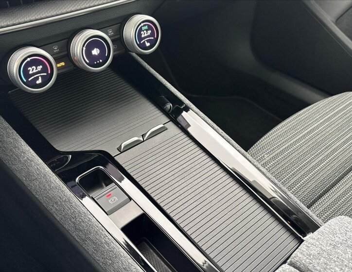 Škoda Superb Liftback 2,0 l 110 kw