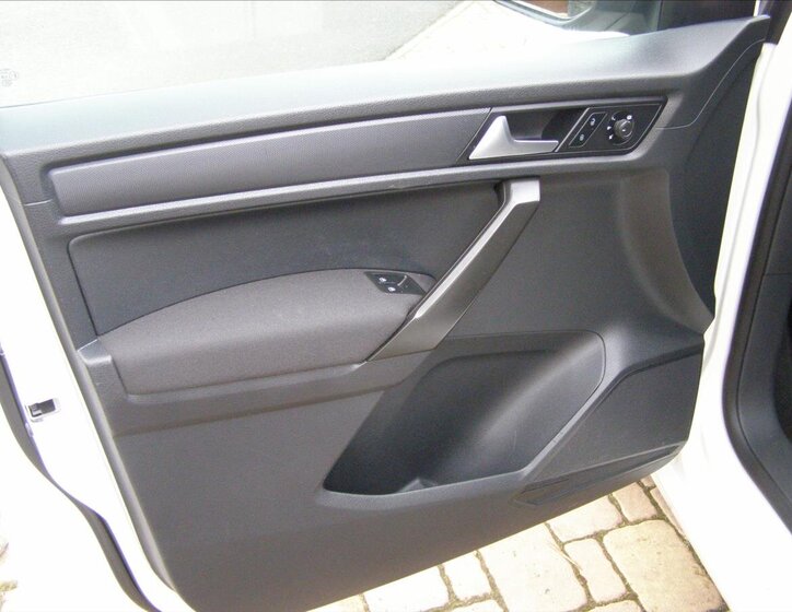 Volkswagen Caddy Ostatní 2,0 l 75 kw