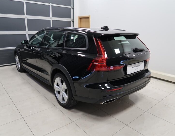 Volvo V60 6