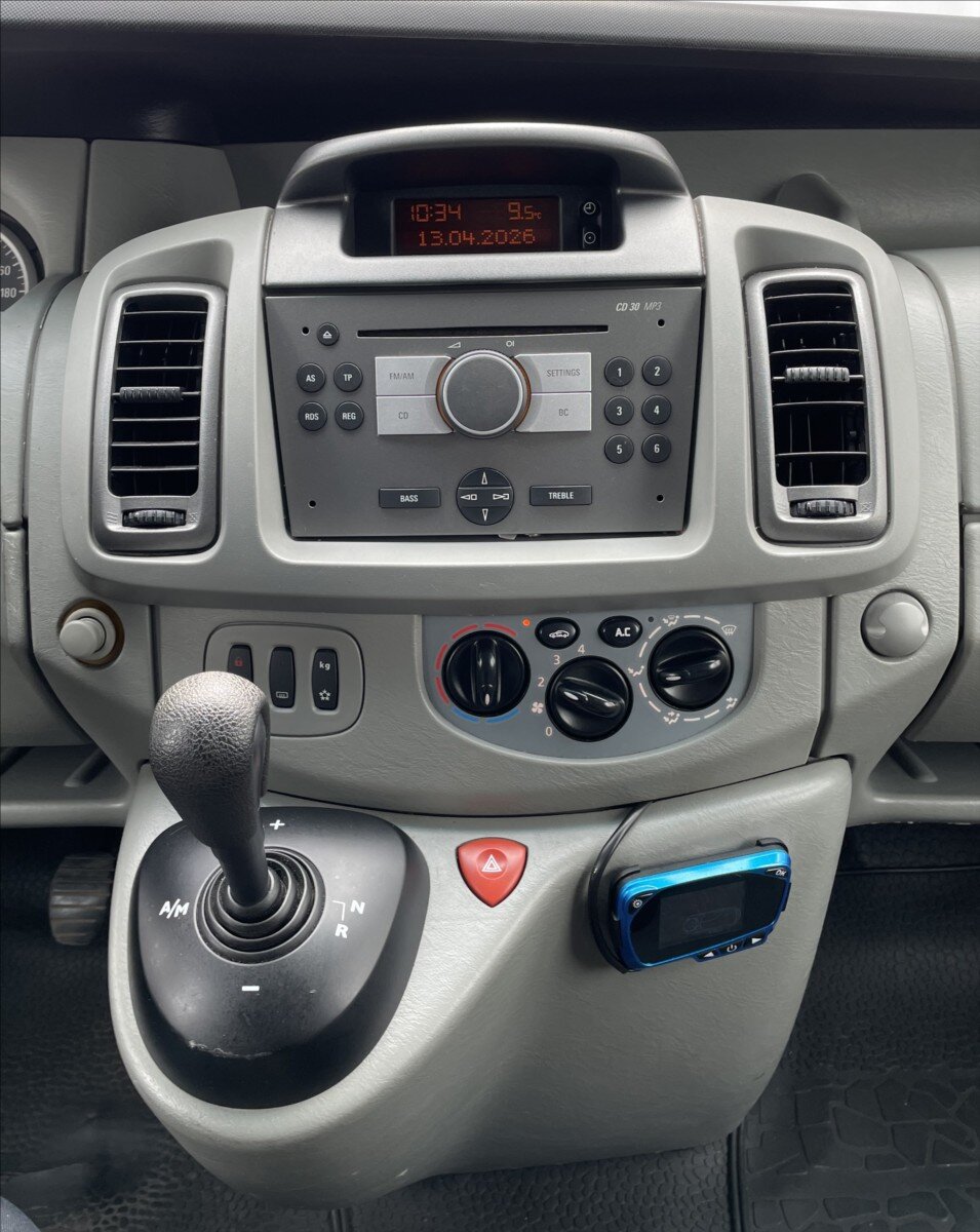 Opel Vivaro MPV 2,5 l 107 kw