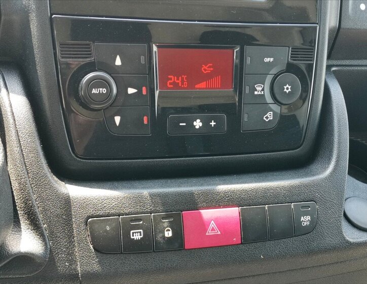 Peugeot Boxer Ostatní 2,2 l 110 kw