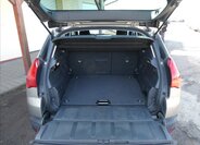 Peugeot 3008 SUV / Terénní 1,6 l 82 kw