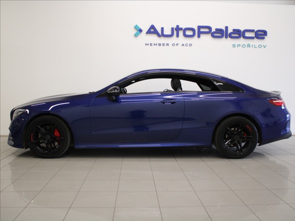 Mercedes-Benz Třídy E Kupé 2,0 l 143 kw