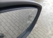 Peugeot 2008 SUV 1,2 l 96 kw