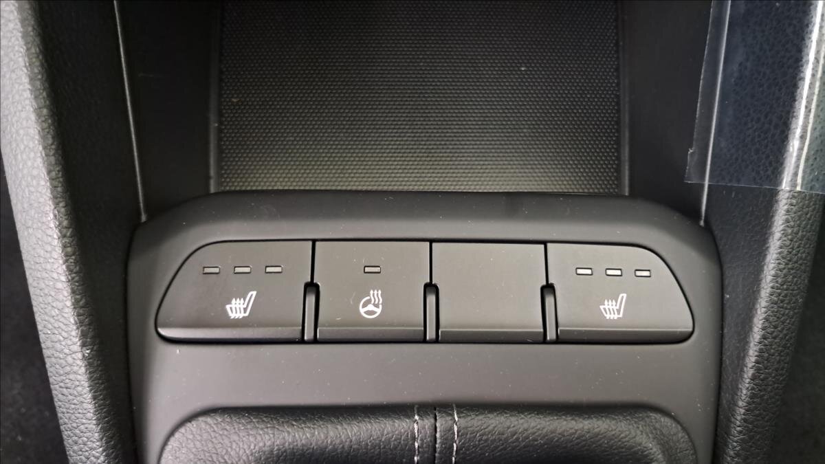 KIA Stonic Kombi 1,2 l 57 kw