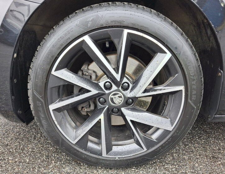 Škoda Superb Sedan 2,0 l 110 kw