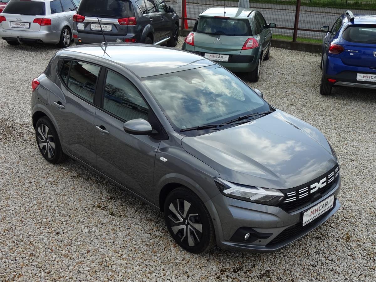 Dacia Sandero Hatchback 999,0 67 kw