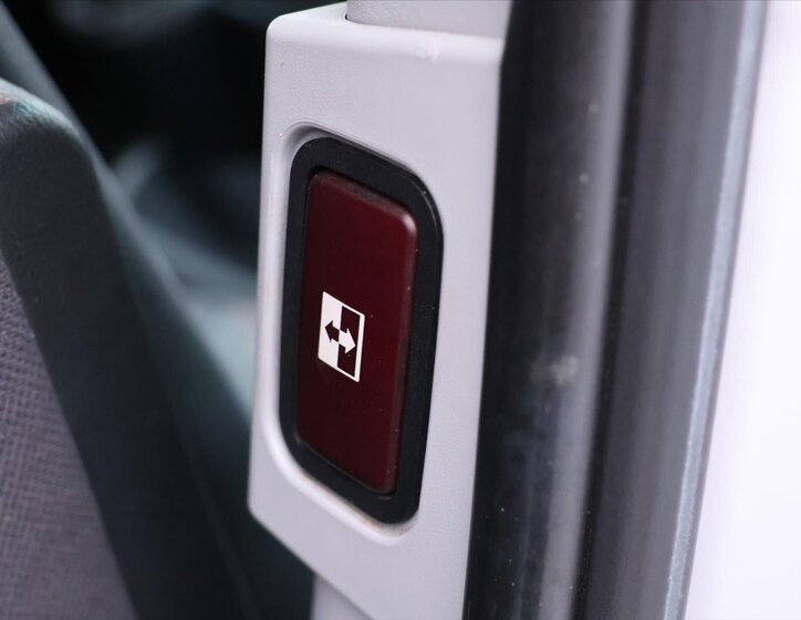 Mercedes-Benz Vito Kombi 3,0 l 150 kw