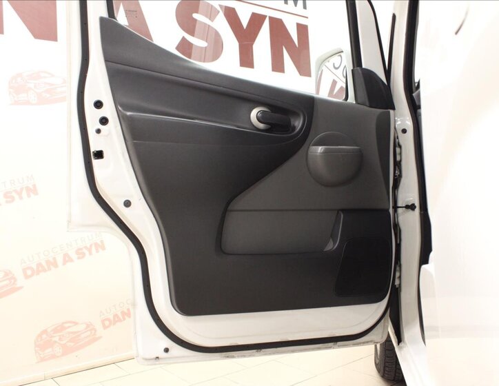 Nissan NV200 Kombi 1,5 l 63 kw