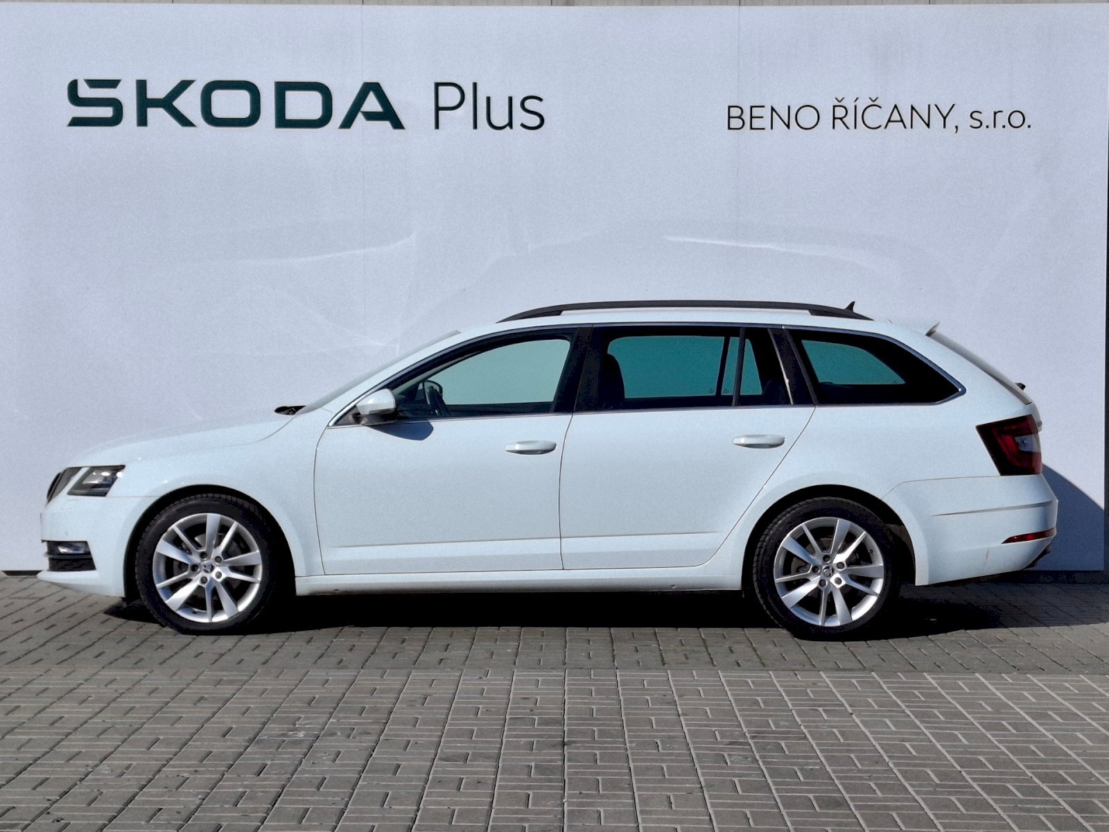 Škoda Octavia Kombi 2,0 l 110 kw