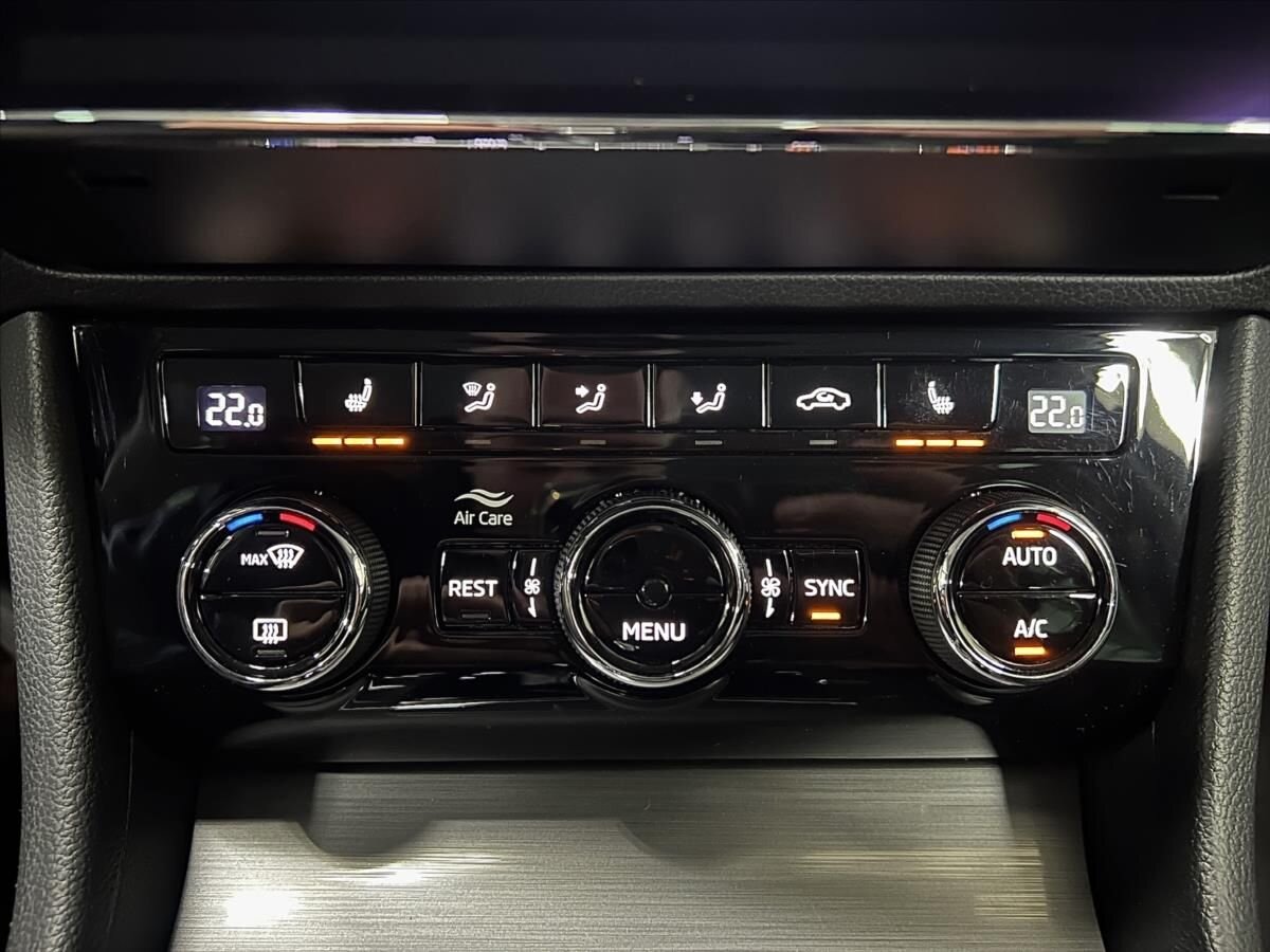 Škoda Superb Sedan 2,0 l 140 kw