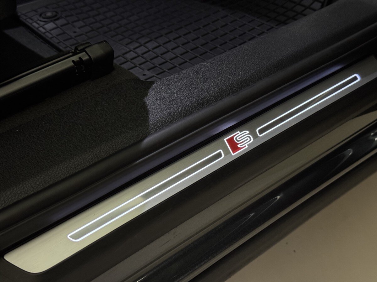 Audi Q3 SUV / Terénní 2,0 l 140 kw