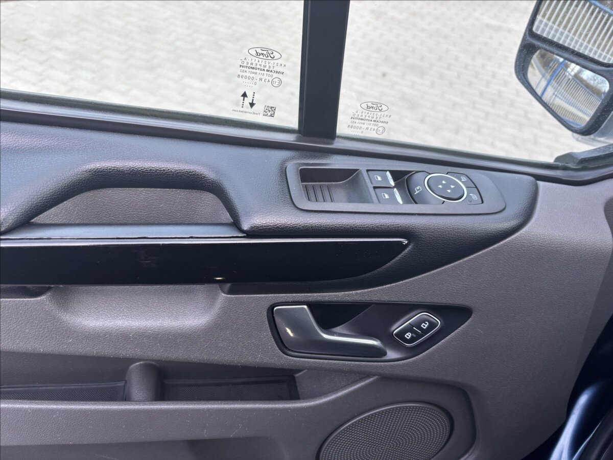 Ford Tourneo Custom Kombi 2,0 l 136 kw