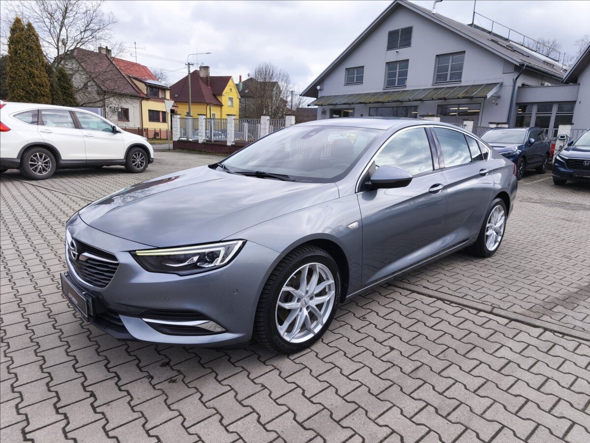 Opel Insignia Hatchback 2,0 l 125 kw