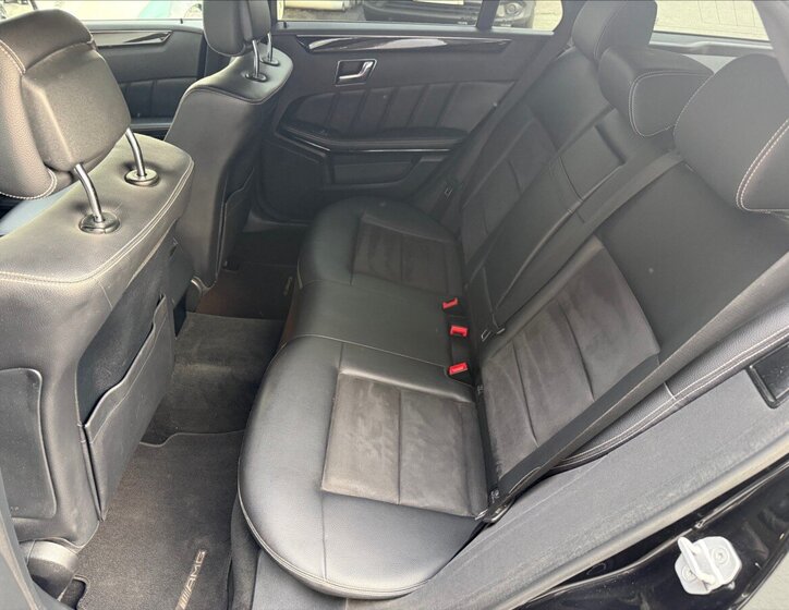 Mercedes-Benz Třídy E Kombi 2,1 l 100 kw