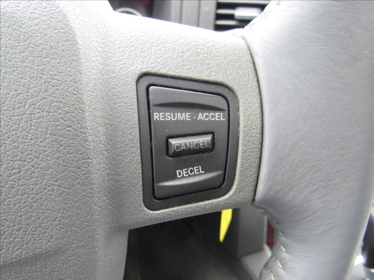 Jeep Grand Cherokee SUV 3,7 l 148 kw