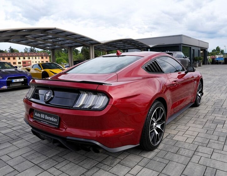 Ford Mustang Kupé 2,3 l 265 kw
