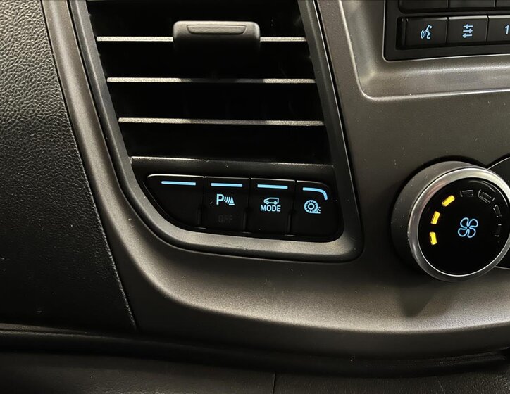 Ford Transit Kombi 2,0 l 125 kw