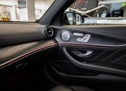 Mercedes-Benz Třídy E 17