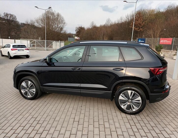 Škoda Karoq SUV / Terénní 1,5 l 110 kw