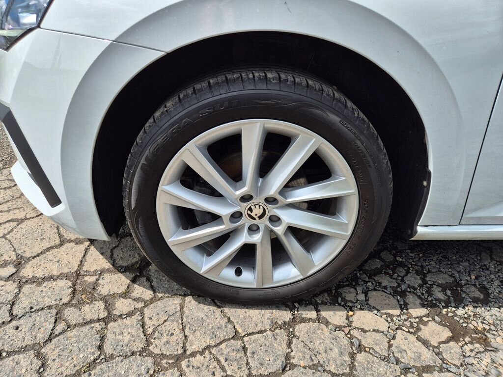 Škoda Scala Hatchback 999,0 85 kw