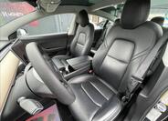 Tesla Model 3 17