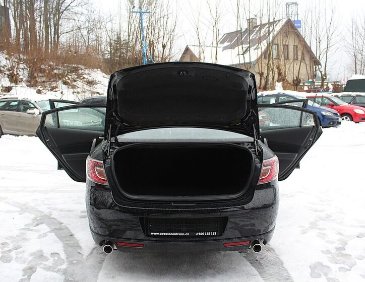 Mazda 6 Sedan / Limuzína 2,0 l 108 kw