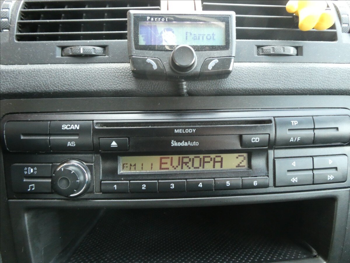 Škoda Octavia Sedan / Limuzína 1,6 l 85 kw