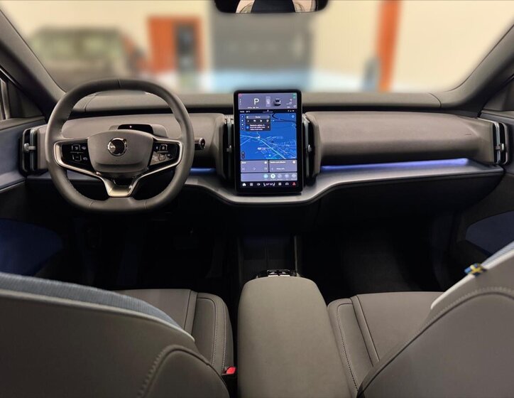 Volvo EX30 SUV 0,0 200 kw