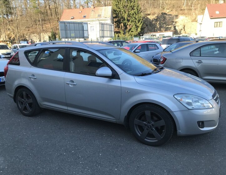 KIA Ceed Kombi 2,0 l 103 kw