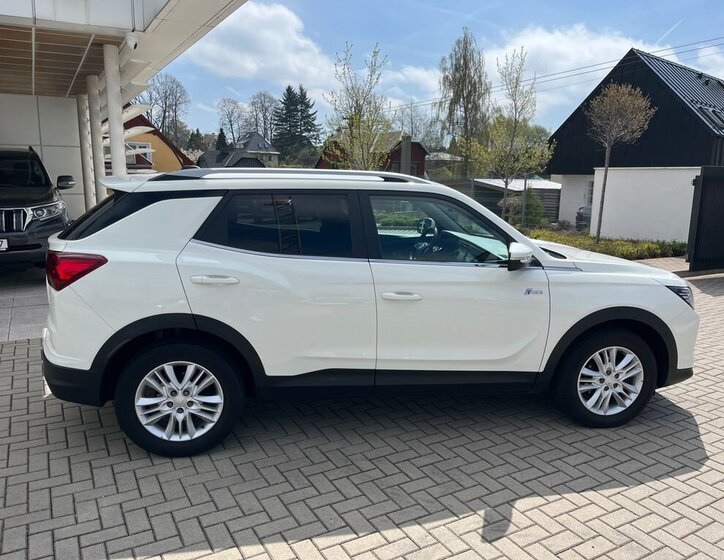 SsangYong Korando SUV / Terénní 1,5 l 120 kw