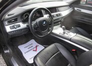 BMW Řada 7 Sedan 3,0 l 190 kw