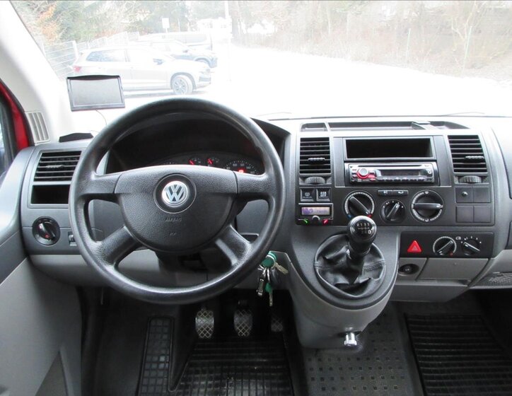 Volkswagen Transporter Ostatní 2,5 l 96 kw