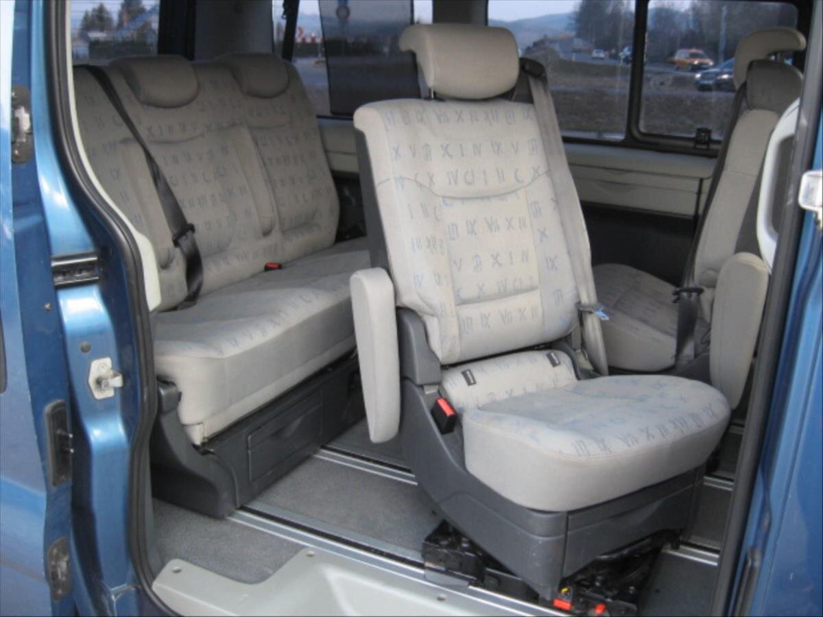 Renault Trafic Kombi 2,5 l 99 kw