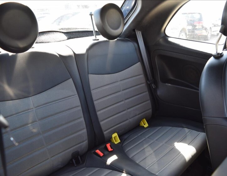 Fiat 500 Hatchback 875,0 63 kw