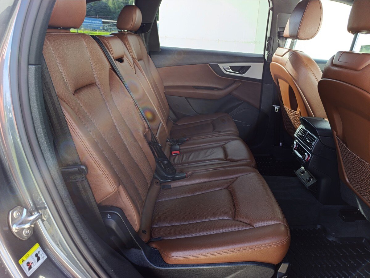 Audi Q7 SUV 3,0 l 245 kw