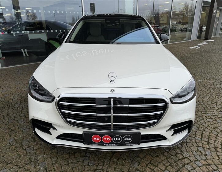 Mercedes-Benz Třídy S 2