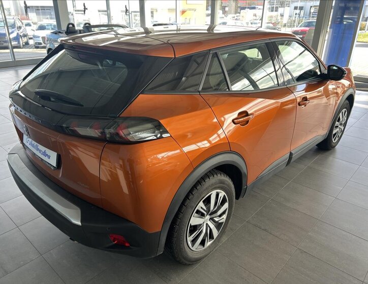 Peugeot 2008 SUV / Terénní 1,2 l 74 kw