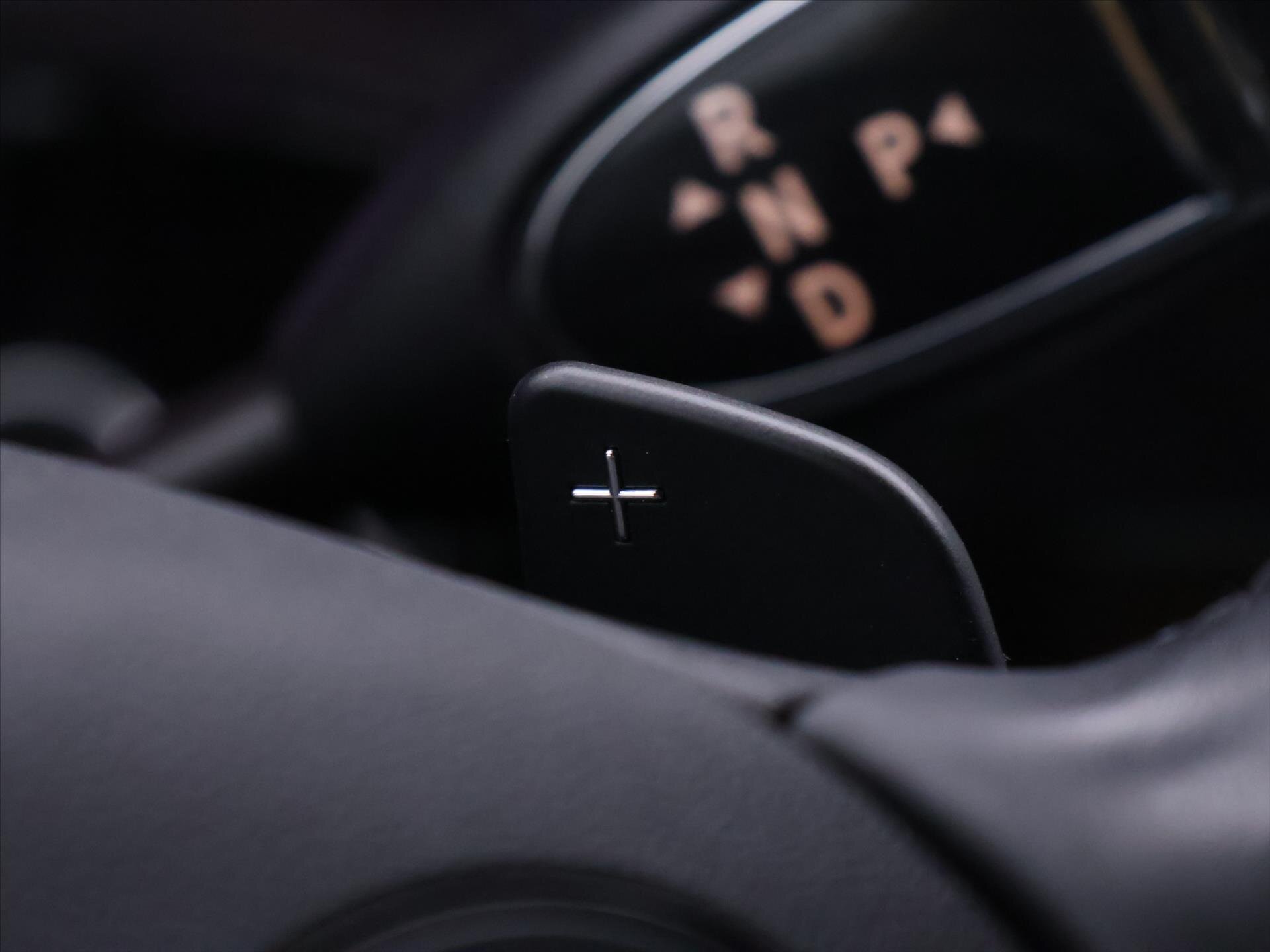 Mercedes-Benz Třídy E Sedan / Limuzína 3,0 l 150 kw