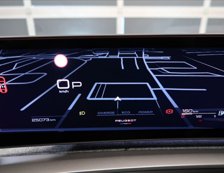 Peugeot 3008 SUV / Terénní 1,2 l 100 kw