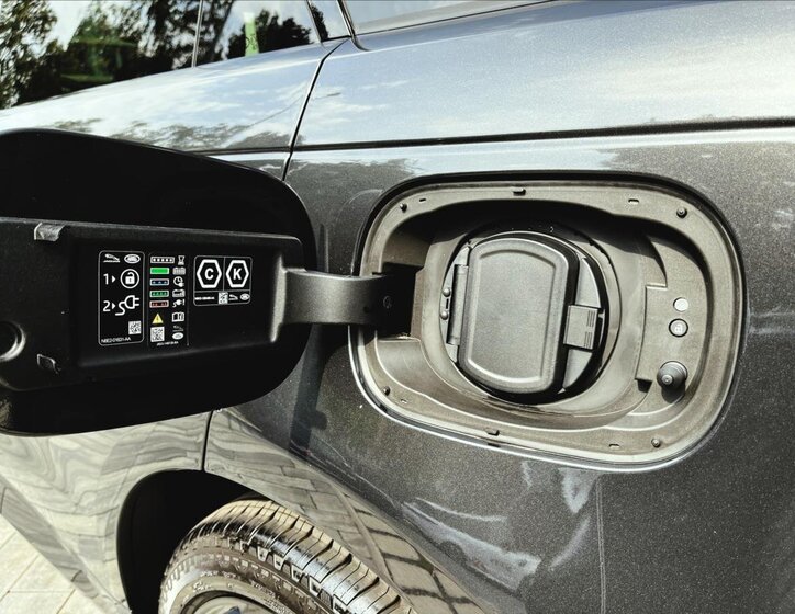 Land Rover Range Rover Sport SUV / Terénní 3,0 l 338 kw