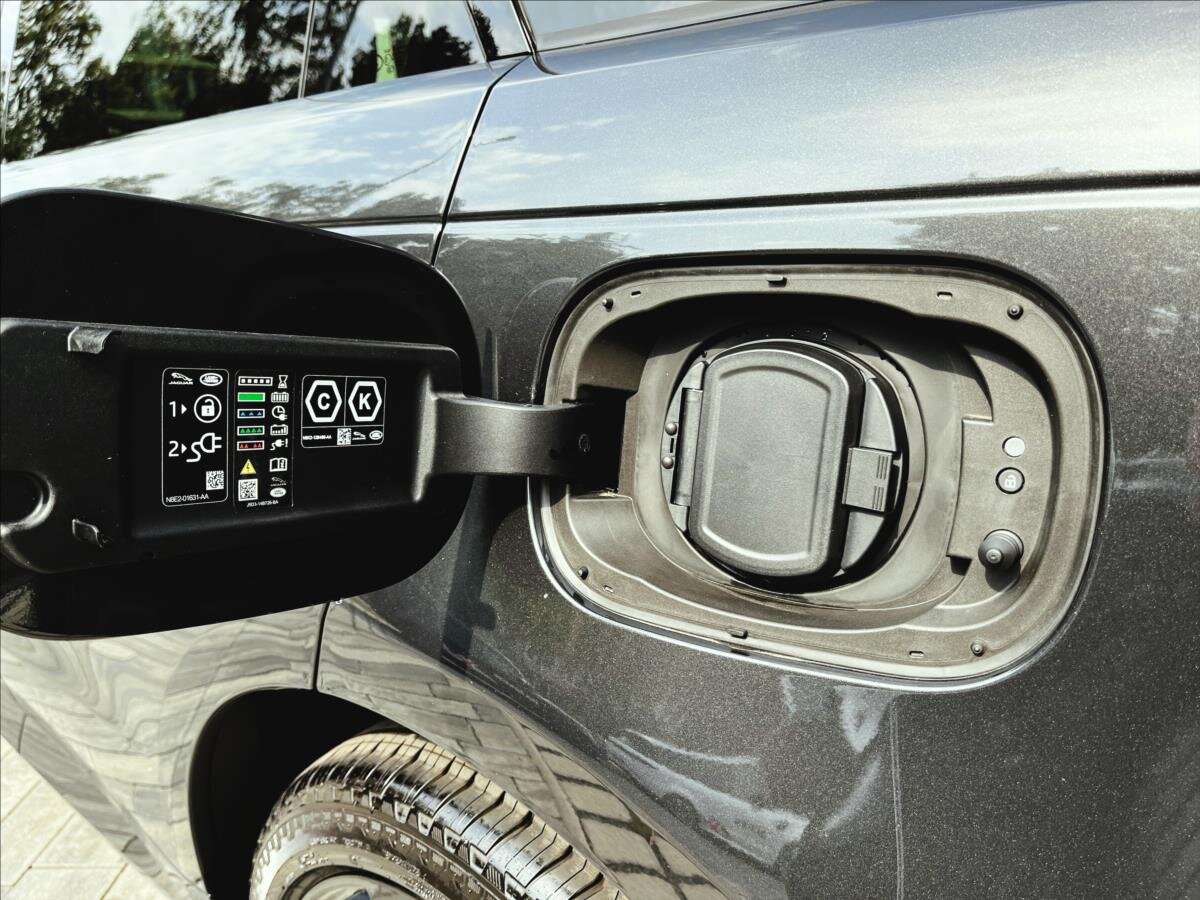 Land Rover Range Rover Sport SUV / Terénní 3,0 l 338 kw