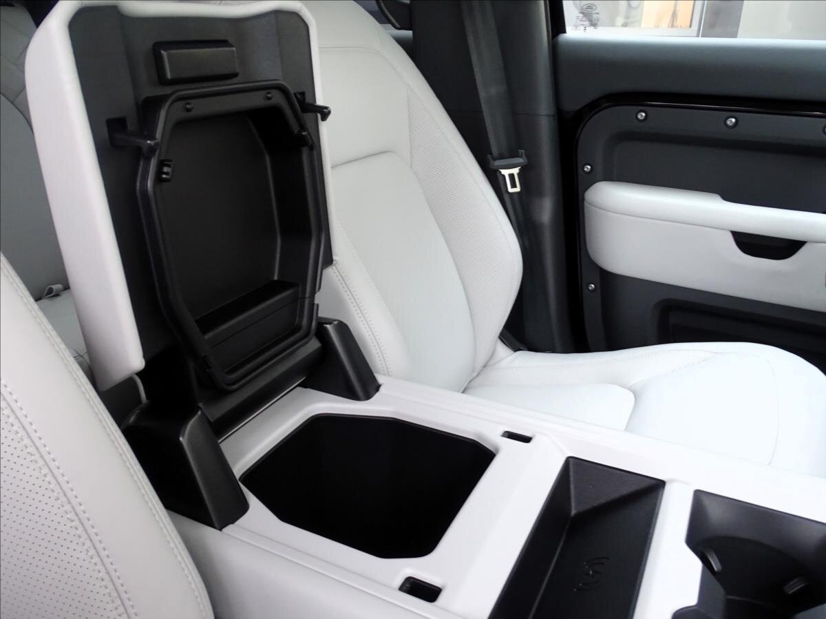 Land Rover Defender SUV 5,0 l 313 kw